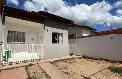 Casa com 2 quartos à venda na Rua Cajueiro, 497, Residencial Centro da Serra, Serra