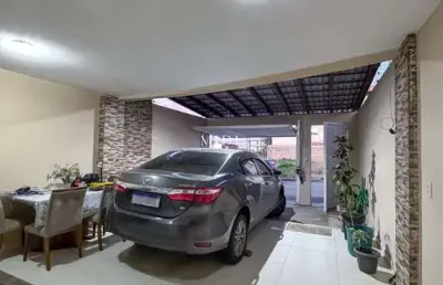 Linda casa à venda em colina de laranjeiras – 3 quartos com suíte