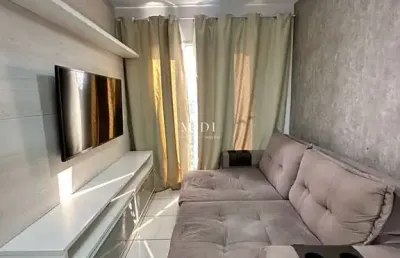 Apartamento 2 quartos com varanda no condomínio via parque (porteira fechada)