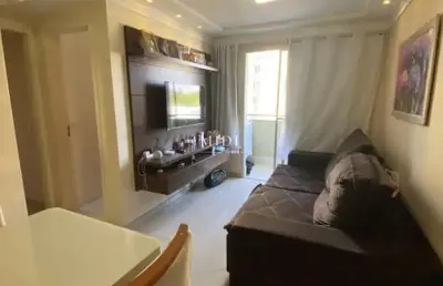 Lindo apartamento reformado em colina de laranjeiras