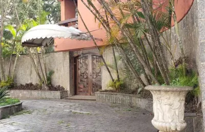 Casa com 6 quartos à venda na Rua Corgie Assad Abdalla, Vila Sônia, São Paulo