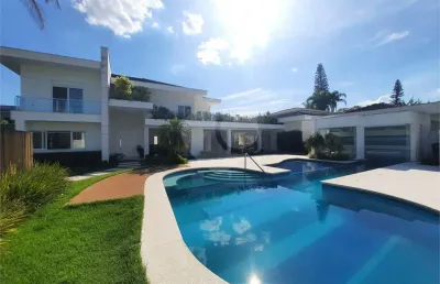 Casa com 7 quartos à venda na Maurício Matsumoto, Jardim Acapulco, Guarujá