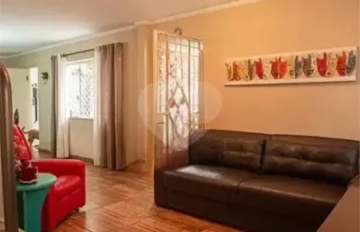 Casa com 3 quartos à venda na Rua Monsenhor Passaláqua, Bela Vista, São Paulo
