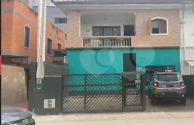 Ponto comercial à venda na Rua Goiás, Gonzaga, Santos