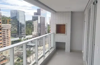 Apartamento em localização privilegiada na praia brava de itajaí/sc