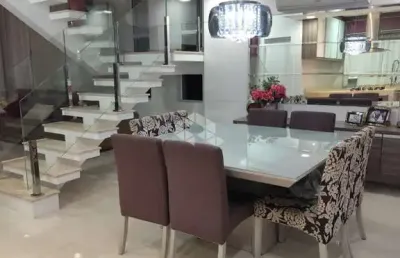 Casa mobiliada a venda com 3 quartos, sendo 1 suíte e 2 demi-suíte no bom retiro