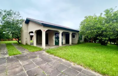 Casa térrea 03quartos/dormitórios e 02 vagas/box,em atlântida!