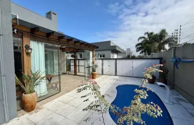 Casa térrea composta de 4 suítes/quartos, mobiliada em condominio fechado em xangri-la