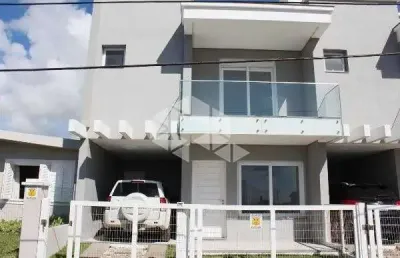 Duplex com 3 dormitórios, 1 vaga, no bairro centro, xangri-lá/rs