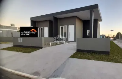 Casa térrea com  pé direito duplo, em xangri-la - noiva do mar