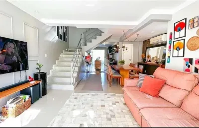 Casa com 3 quartos à venda na Rua Juruva, 207, Ariribá, Balneário Camboriú