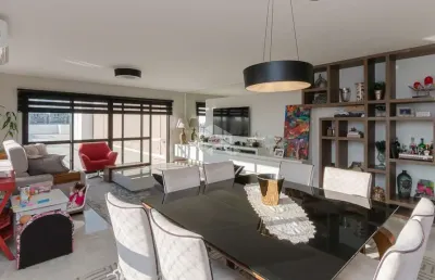 Cobertura com 3 suítes e 4 vagas de garagem, 384 m2
