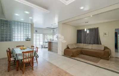 Casa 4 dormitórios, 4 vagas prox. ao novo bourbon teresópolis