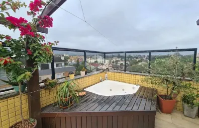 Cobertura mobiliada com 187 m², 3 dormitórios sendo 3 suítes, 5 vagas.