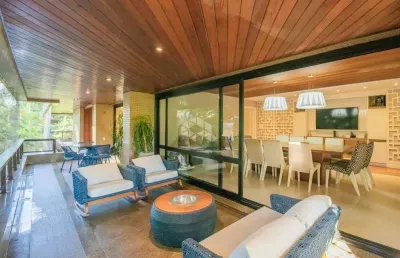 Apartamento com 4 quartos à venda na Rua Pedro Chaves Barcelos, 745, Auxiliadora, Porto Alegre