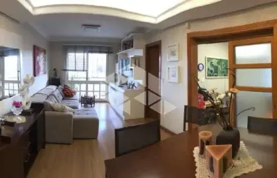 Apartamento ensolarado 3 dorm. (1 suíte), 112 m², localizado em bairro próximo ao centro.