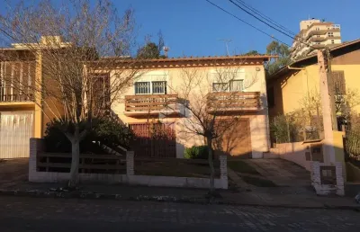 Casa com 3 quartos à venda na Rua Vitório Valenti, 47, São Francisco, Bento Gonçalves