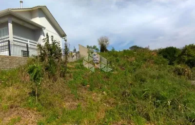 Ótimo terreno em lugar alto, medindo 13 x 30 mm  com vista vista panorâmica,  bairro residencial.