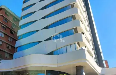 Apartamento 03 dormit. e 03 vagas em frente a praça centenário