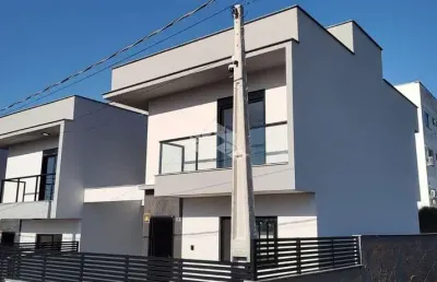 Casa com 3 quartos/dormitórios no bairro areias, em são josé- sc