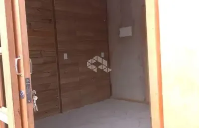 Casa com 1 quarto/dormitório no bairro passagem de maciambú, em palhoça- sc