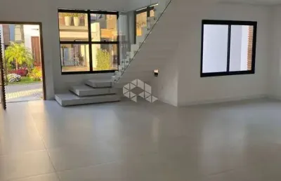 Casa duplex alto padrão em condominio fechado no deltaville