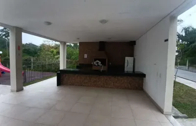 Apartamento e 2 quartos  1 vaga em condomínio com área de lazer