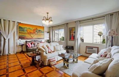 Apartamento com 5 dormitórios, 1 suíte e 3 garagens no bairro santana