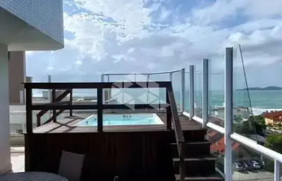 Apartamento duplex com quatro quartos em quatro ilhas bombinhas sc