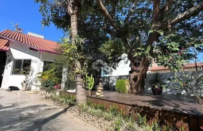 Casa em condomínio fechado com 3 quartos à venda na Rua Saíra Amarela, 100, Bombas, Bombinhas