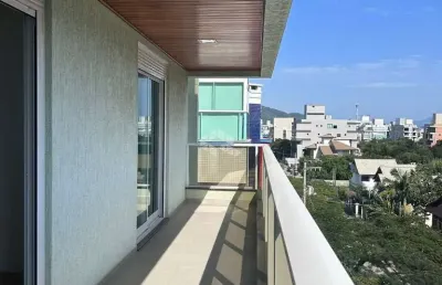 Cobertura duplex (apartamento) com três quartos na praia do mariscal em bombinhas/sc