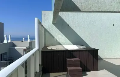 Cobertura duplex(apartamento) com três dormitórios em mariscal bombinhas/sc