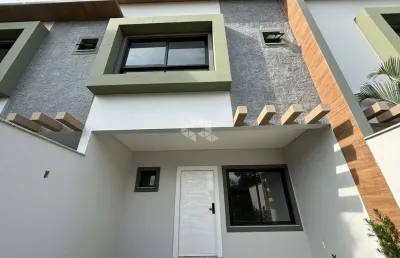 Casa sobrado duplex com duas suítes no mariscal bombinhas sc