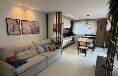 Cobertura duplex mobiliada e decorada com duas suítes