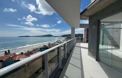 Cobertura duplex frente mar com quatro suítes em bombas bombinhas sc