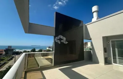 Cobertura duplex com três suítes vista mar em canto grande/ bombinhas sc