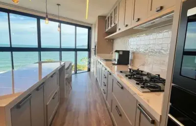 Apartamento mobiliado  frente mar no pereque porto belo sc