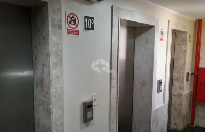 Sala/laje de andar inteiro no centro de porto alegre.