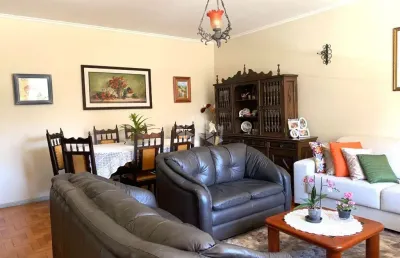 Casa 6 dormitórios, 2 vagas, 224 m² privativos, bairro vila ipiranga - porto alegre - rs