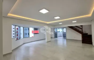 Apartamento duplex,4 dormitorios, sendo 2 suites, 267,87 m² privativo,bairro centro balneario camboriu
