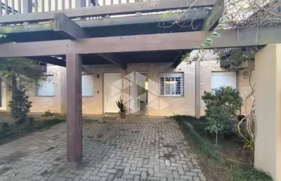 Casa condomínio, 3 dormitórios, ampla suíte, garagem, ipanema.