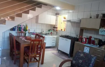 Casa  sobrado com 02 dormitórios, garagem à venda no parque pinheiro machado em santa maria