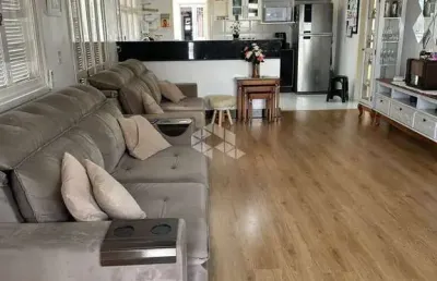 Casa de luxo com 3 dormitorios e piscina à venda no bairro dom antonio reis em santa maria
