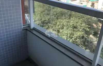 Apartamento novo com 2 dormitórios, sacada e com churrasqueira à venda no bairro centro em santa maria-rs