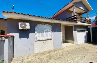 Casa com 04 quartos a venda no bairro camobi, próximo a ufsm em santa maria.