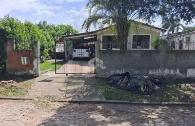 Casa 03 quartos, 01suíte, garagem, churrasqueira no bairro camobi à venda
