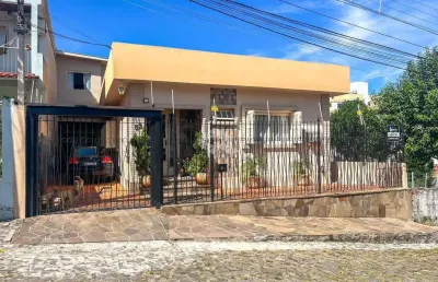 Casa com 3 quartos, sendo 1 suíte à venda no bairro presidente joão goulart em santa maria