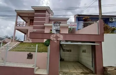 Casa sobrado a venda no bairro itararé, 3 quartos, 3 banheiros, duas suites, 1garagem