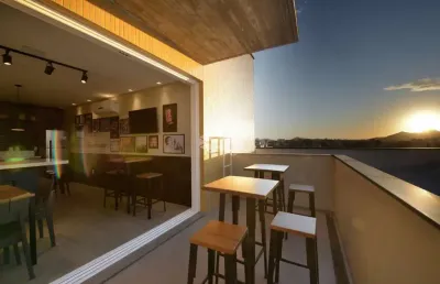 Apartamento semimobiliado com 01 dormitório no bairro camobi em santa maria