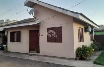 Casa de 2 quartos à venda financiável no bairro pinheiro machado em santa maria
